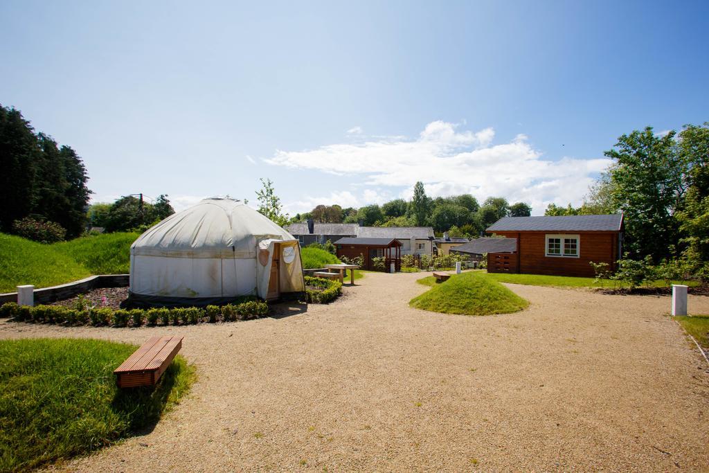 Giltraps Townhouse & Glamping Otel Kinnitty Dış mekan fotoğraf