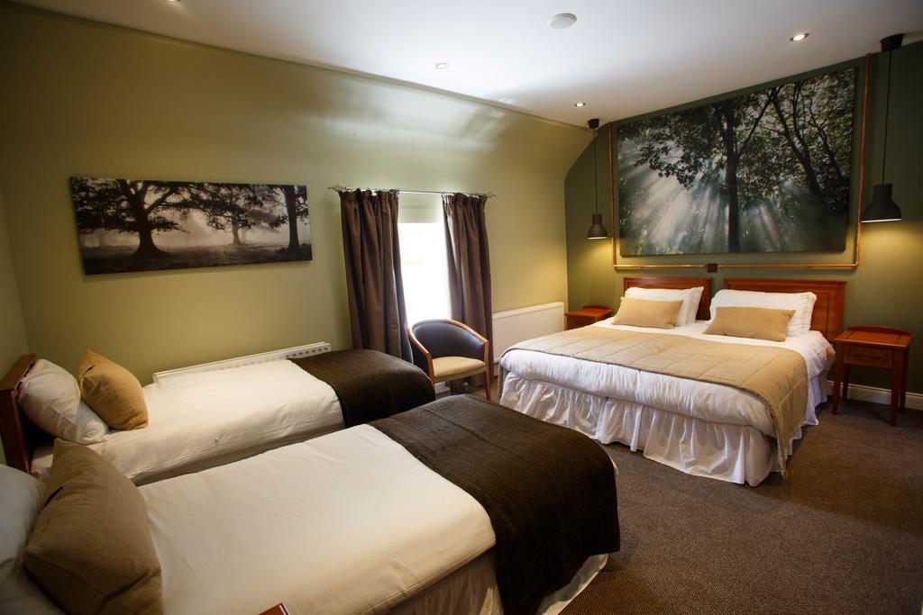 Giltraps Townhouse & Glamping Otel Kinnitty Dış mekan fotoğraf